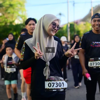 Runner Photo 1618960