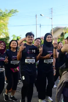 Runner Photo 1619064