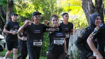 Runner Photo 1619074
