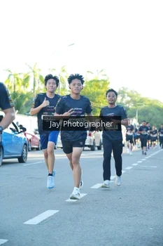 Runner Photo 1619079