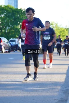Runner Photo 1619081