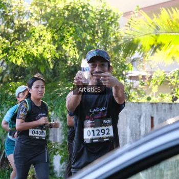 Runner Photo 1619135