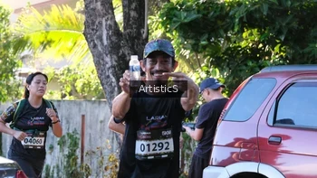 Runner Photo 1619184