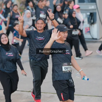 Runner Photo 1619211