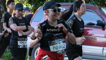 Runner Photo 1619239