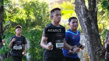 Runner Photo 1619413