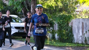 Runner Photo 1619436