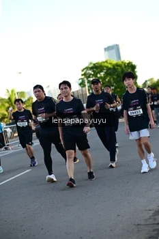 Runner Photo 1619470