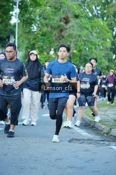 Runner Photo 1619503