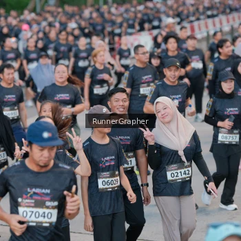 Runner Photo 1619569