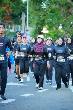 Runner Photo 1619598