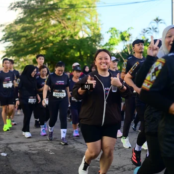 Runner Photo 1619618