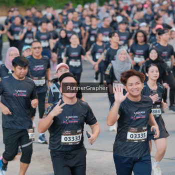 Runner Photo 1619820