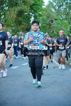 Runner Photo 1619864