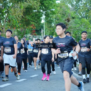 Runner Photo 1620062