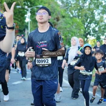 Runner Photo 1620091