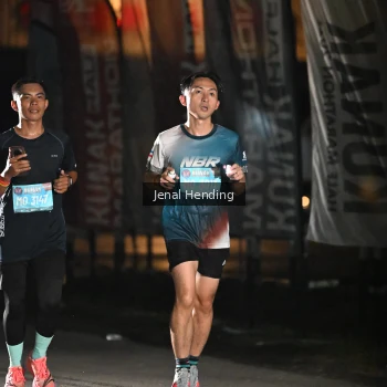 Runner Photo 1620135