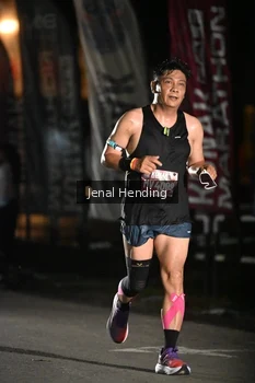 Runner Photo 1620137
