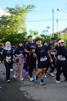 Runner Photo 1620212