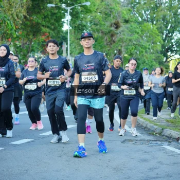 Runner Photo 1620218