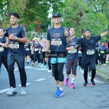 Runner Photo 1620260