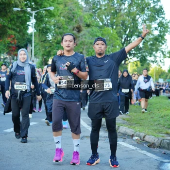 Runner Photo 1620297