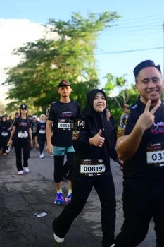 Runner Photo 1620492
