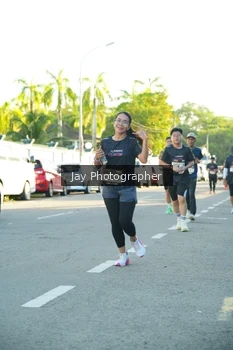 Runner Photo 1620509