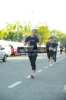Runner Photo 1620519