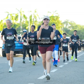 Runner Photo 1620541