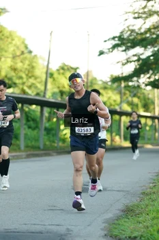 Runner Photo 1620605