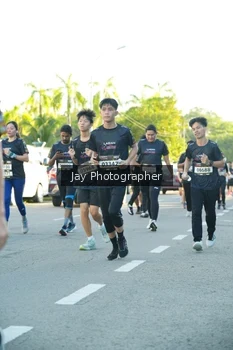 Runner Photo 1620620