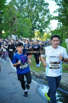 Runner Photo 1620640