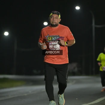 Runner Photo 1620675