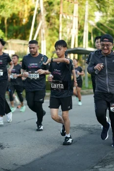 Runner Photo 1620682