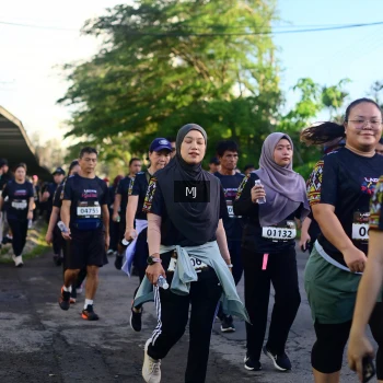 Runner Photo 1620720