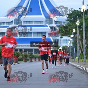 Runner Photo 162080