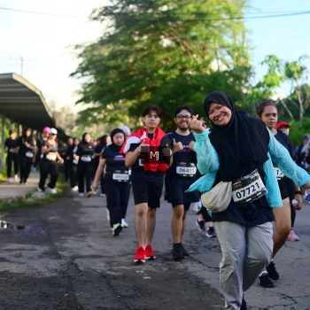 Runner Photo 1620806