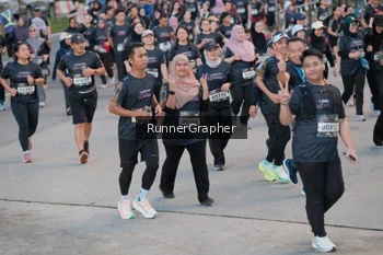 Runner Photo 1621003