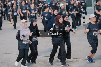 Runner Photo 1621057