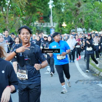 Runner Photo 1621198