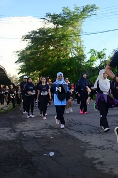Runner Photo 1621223