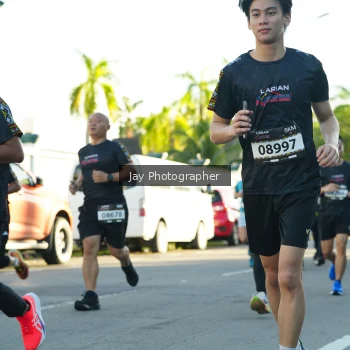 Runner Photo 1621247