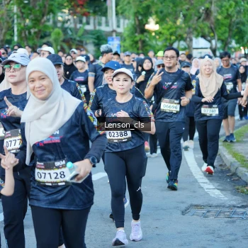 Runner Photo 1621406