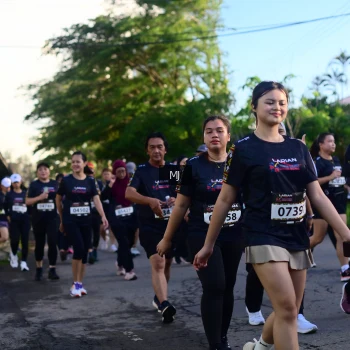 Runner Photo 1621428
