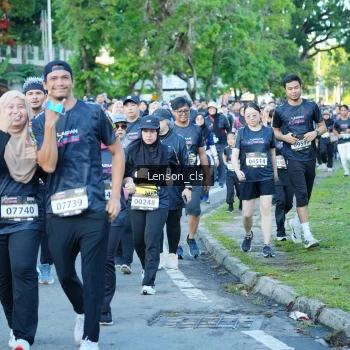 Runner Photo 1621484