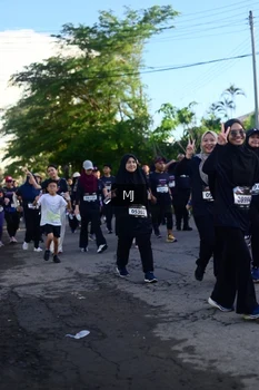 Runner Photo 1621674