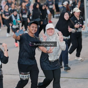 Runner Photo 1621811
