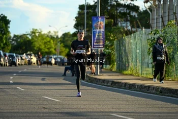 Runner Photo 1621988