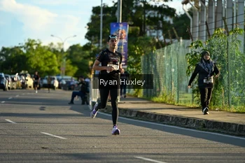 Runner Photo 1622024